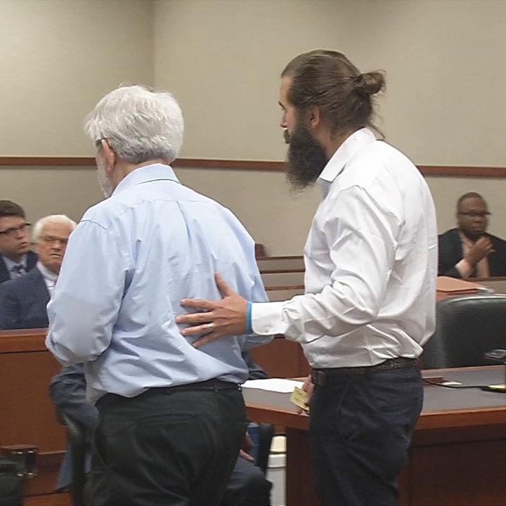 Seng Jewelers owners charged with theft, father and son Lee and Scott Davis